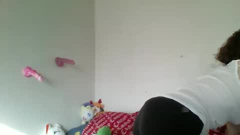 Snapshot of smoothvodka chatting on January 8, 2025, 8:07 pm Bambi--Vodka online show from January 8, 2025, 8:07 pm
