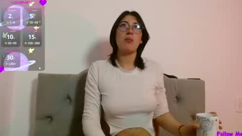 Snapshot of snow_baall chatting on December 19, 2024, 2:46 pm IG OF red moonn online show from December 19, 2024, 2:46 pm