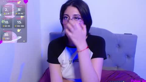 Snapshot of snow_baall chatting on December 20, 2024, 11:10 am IG OF red moonn online show from December 20, 2024, 11:10 am