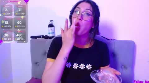 Snapshot of snow_baall chatting on January 16, 2025, 2:41 pm IG OF red moonn online show from January 16, 2025, 2:41 pm