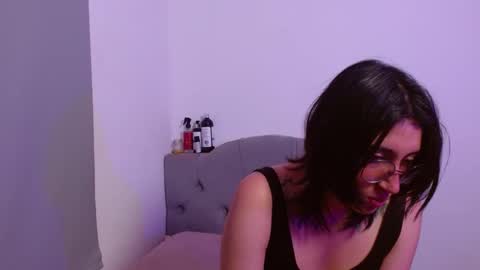 Snapshot of snow_baall chatting on February 18, 2025, 5:53 pm IG OF red moonn online show from February 18, 2025, 5:53 pm