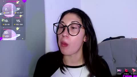 Snapshot of snow_baall chatting on November 23, 2025, 4:23 am IG OF red moonn online show from November 23, 2025, 4:23 am