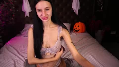 Snapshot of snow_whiteeex chatting on November 1, 2025, 6:37 am snow_whiteeex online show from November 1, 2025, 6:37 am