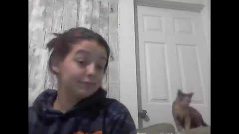 Snapshot of snowbunnie304 chatting on December 15, 2025, 10:14 pm snowbunnie304 online show from December 15, 2025, 10:14 pm