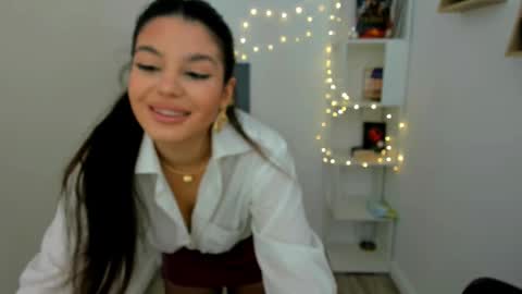 snowingwinter online show from January 17, 2025, 6:26 am