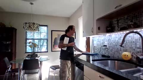 Snapshot of sofaking9 chatting on January 4, 2025, 9:09 pm MicroAngelo online show from January 4, 2025, 9:09 pm