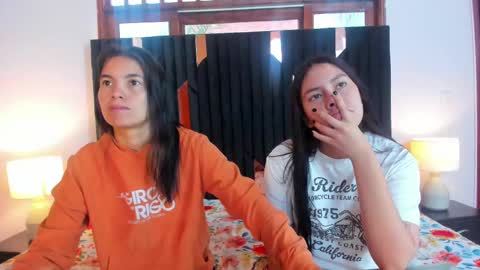 Snapshot of soffy_and_mia chatting on October 8, 2025, 12:58 pm soffy and mia online show from October 8, 2025, 12:58 pm