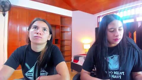 Snapshot of soffy_and_mia chatting on October 10, 2025, 12:48 pm soffy and mia online show from October 10, 2025, 12:48 pm