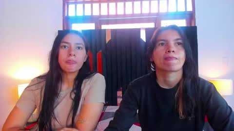 Snapshot of soffy_and_mia chatting on October 11, 2025, 12:47 pm soffy and mia online show from October 11, 2025, 12:47 pm