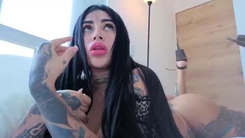 sofhia cruz online show from November 1, 2025, 6:32 pm