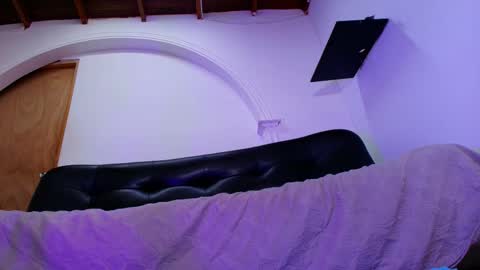 Snapshot of sofi_decker chatting on October 15, 2025, 11:54 am Sofia online show from October 15, 2025, 11:54 am