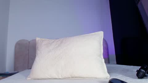 Snapshot of sofi_decker chatting on December 5, 2025, 11:52 am Sofia online show from December 5, 2025, 11:52 am