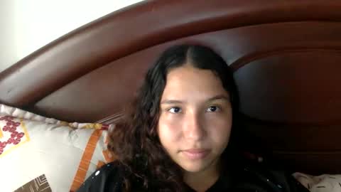 Snapshot of sofi_yendell chatting on October 12, 2025, 3:22 pm sofi online show from October 12, 2025, 3:22 pm