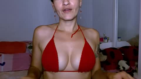 Snapshot of sofia_mark20 chatting on February 15, 2025, 1:10 am Sofia online show from February 15, 2025, 1:10 am