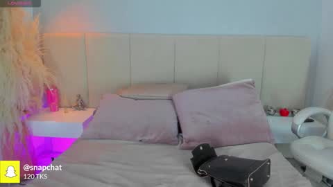 SOFIA PAMELA online show from October 22, 2025, 7:24 pm