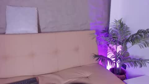 Snapshot of sofia_riveraa chatting on October 7, 2025, 8:17 pm SOFIA online show from October 7, 2025, 8:17 pm