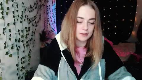Snapshot of sofia_rosemary chatting on September 30, 2025, 1:49 pm sofia_rosemary online show from September 30, 2025, 1:49 pm