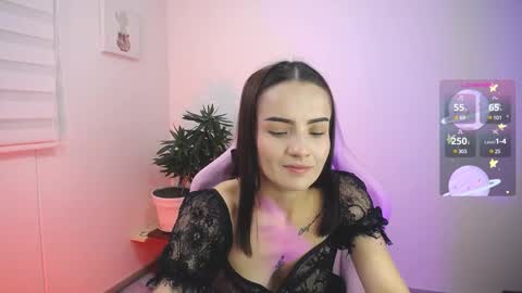 Snapshot of sofia_sb chatting on December 11, 2024, 2:41 am Jessica Sofia  online show from December 11, 2024, 2:41 am