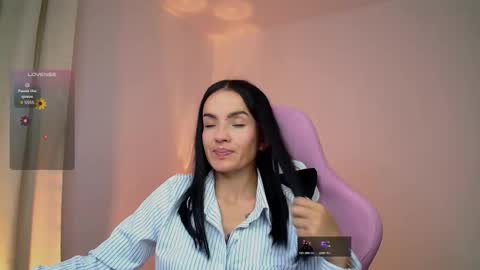 Snapshot of sofia_sb chatting on October 8, 2025, 4:32 am Jessica Sofia  online show from October 8, 2025, 4:32 am