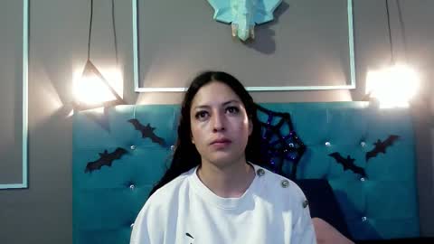 Snapshot of sofia_white3 chatting on October 27, 2025, 11:03 am Sofa online show from October 27, 2025, 11:03 am