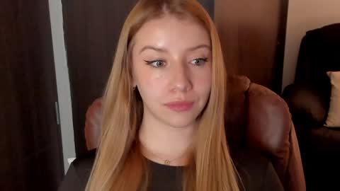 Snapshot of sofia_woodss chatting on January 30, 2025, 6:10 pm Sofia online show from January 30, 2025, 6:10 pm