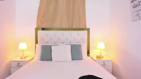 Sara online show from October 15, 2025, 2:01 am