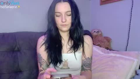 sofiafaerie online show from December 1, 2024, 5:57 pm