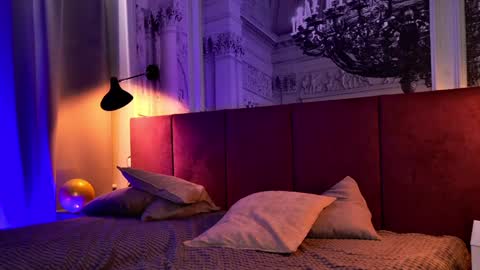 Snapshot of sofiafoster chatting on February 5, 2025, 6:37 pm Sofia online show from February 5, 2025, 6:37 pm