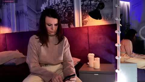 Snapshot of sofiafoster chatting on February 19, 2025, 7:59 pm Sofia online show from February 19, 2025, 7:59 pm