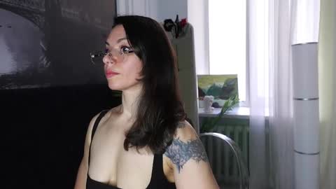 Snapshot of sofiafoster chatting on September 12, 2025, 8:14 am Sofia online show from September 12, 2025, 8:14 am