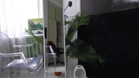 Snapshot of sofiafoster chatting on October 5, 2025, 10:46 am Sofia online show from October 5, 2025, 10:46 am