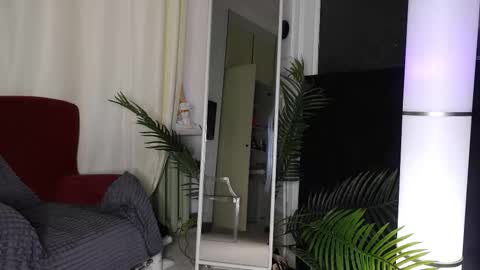 Snapshot of sofiafoster chatting on November 27, 2025, 9:11 am Sofia online show from November 27, 2025, 9:11 am