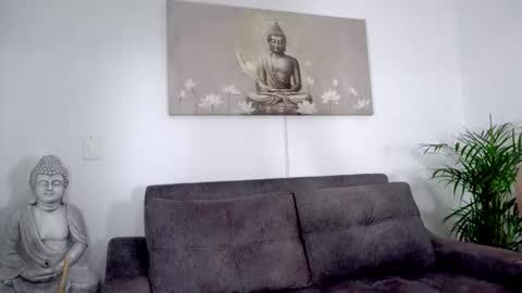 Snapshot of sofiarios04 chatting on November 12, 2025, 12:05 pm Sofia online show from November 12, 2025, 12:05 pm