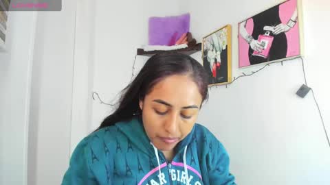 sofiia rodriguez online show from January 21, 2025, 12:29 pm