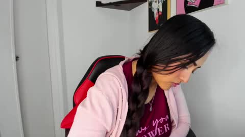 sofiia rodriguez online show from September 18, 2025, 1:02 pm