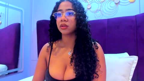 Snapshot of sofiifox chatting on October 5, 2025, 12:58 pm sofiifox online show from October 5, 2025, 12:58 pm
