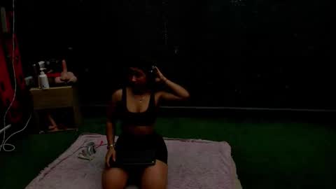 Snapshot of sofiperez_ chatting on October 4, 2025, 11:19 am online show from October 4, 2025, 11:19 am