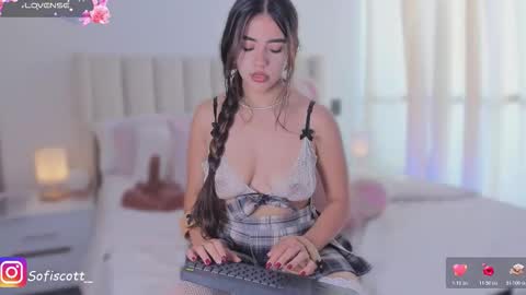 Sofia online show from December 15, 2025, 5:39 pm