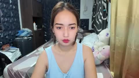 Snapshot of soft_angel8 chatting on October 26, 2025, 2:34 pm Angel online show from October 26, 2025, 2:34 pm