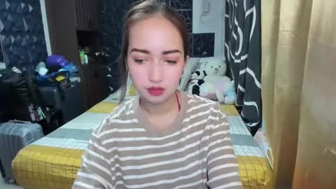 Snapshot of soft_angel8 chatting on October 29, 2025, 2:08 pm Angel online show from October 29, 2025, 2:08 pm