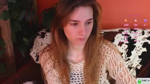 Snapshot of soft_animal chatting on November 12, 2025, 8:48 am E online show from November 12, 2025, 8:48 am