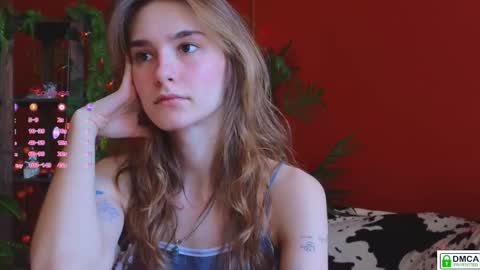 Snapshot of soft_animal chatting on November 15, 2025, 8:55 am E online show from November 15, 2025, 8:55 am