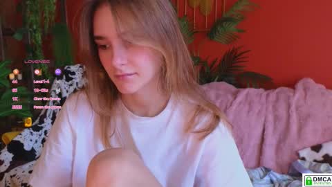 Snapshot of soft_animal chatting on November 21, 2025, 9:19 am E online show from November 21, 2025, 9:19 am