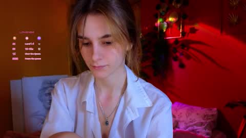 Snapshot of soft_animal chatting on November 28, 2025, 9:34 am E online show from November 28, 2025, 9:34 am