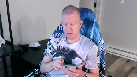 Snapshot of solarlunar1 chatting on October 3, 2025, 7:11 pm just ask online show from October 3, 2025, 7:11 pm