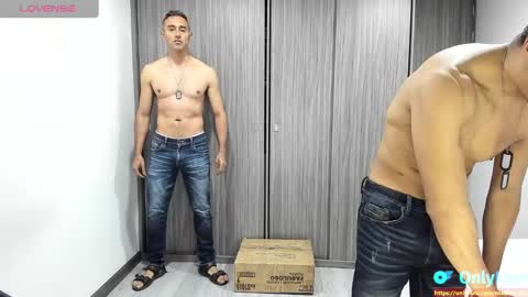 Snapshot of soldier_hugedick chatting on December 16, 2024, 12:04 am Soldier online show from December 16, 2024, 12:04 am