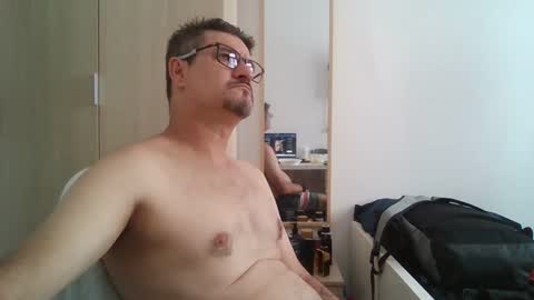 Snapshot of solitariodf2022 chatting on September 9, 2025, 9:42 am solitariodf2022 online show from September 9, 2025, 9:42 am