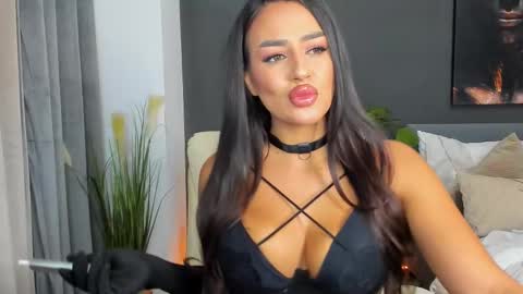 Snapshot of sonia__rey chatting on September 12, 2025, 3:45 pm Sonia  Rey online show from September 12, 2025, 3:45 pm