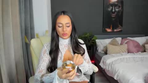 Snapshot of sonia__rey chatting on September 25, 2025, 7:17 pm Sonia  Rey online show from September 25, 2025, 7:17 pm