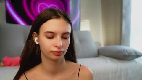 Snapshot of sonyaericsson chatting on March 7, 2025, 8:56 am Eva 3 online show from March 7, 2025, 8:56 am